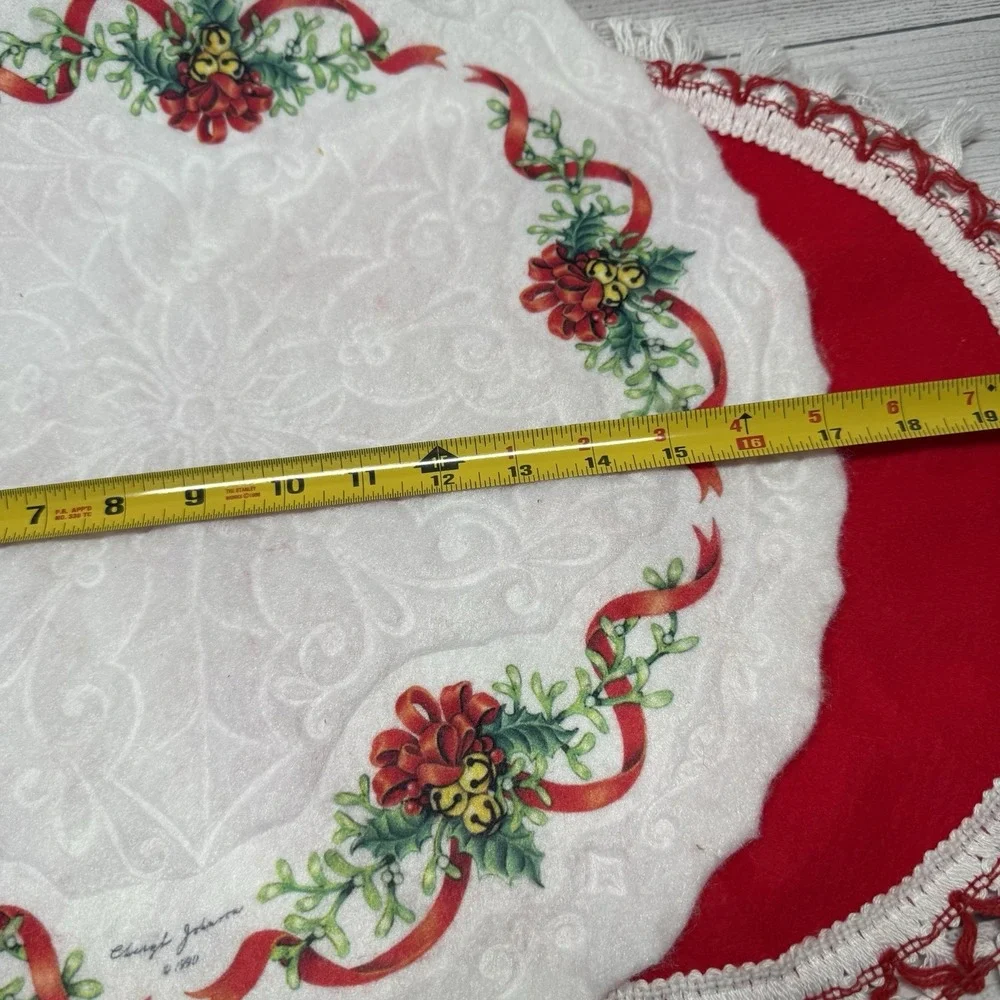 3 Vintage Christmas Doilies Centerpiece Granny Core Tassels Felt Round Doily